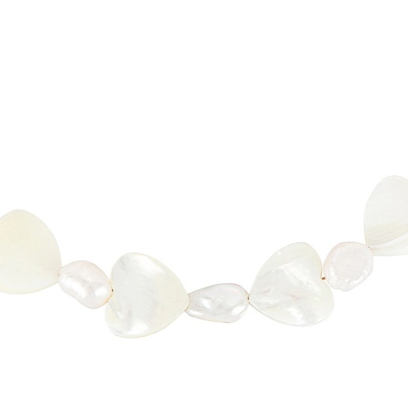 Revolve Mother of Pearl Necklace of Hearts and Freshwater Pearls by Ettika. New! - Picture 4 of 6